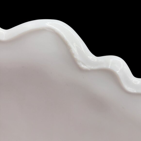 Indiana Glass Wild Rose Bowl Milk Glass Patterned Serving Bowl Vintage - Picture 8 of 9